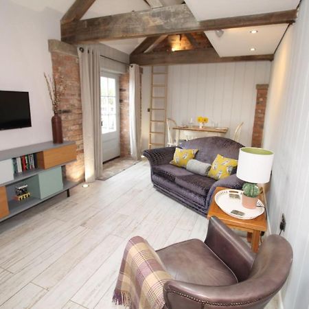Villa The Hayloft - Cheshire à Crewe Extérieur photo